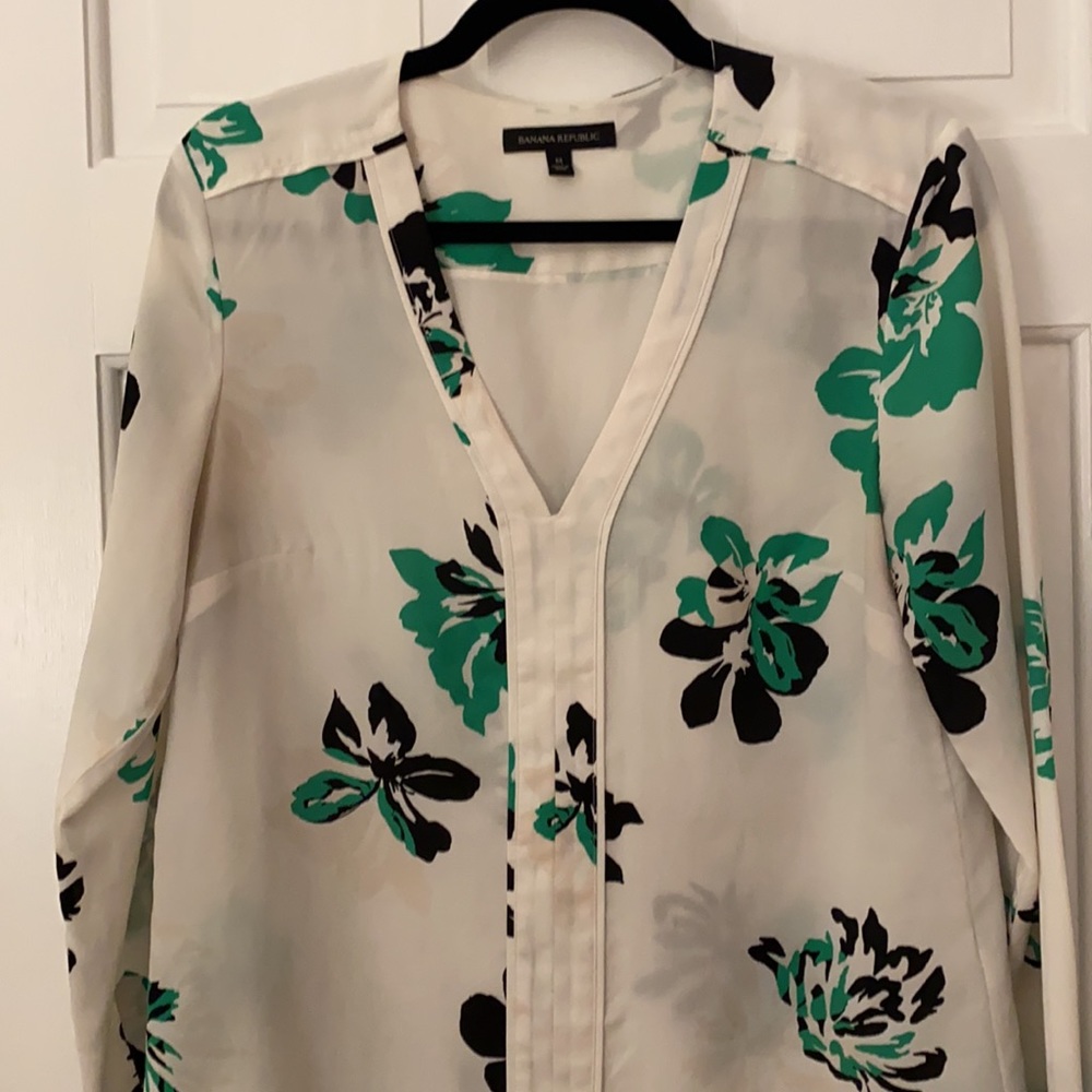 Perfect addition for Spring! - Picture 2 of 3